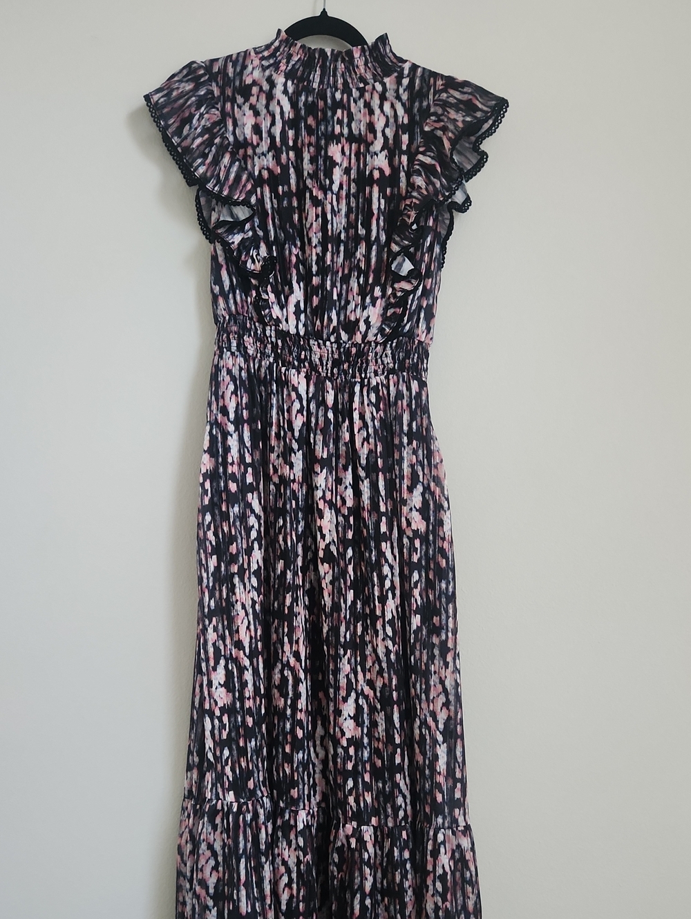 Lost + Wander Black Maxi Dress with Multicolor Pink-White Floral Accent